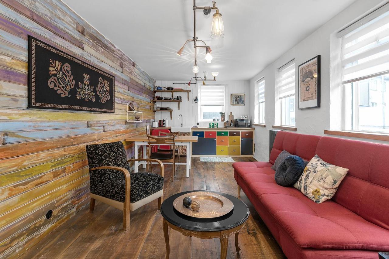 Rustic Retreat In The Center Of * Reykjavík